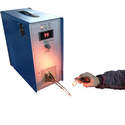 Prezzo buono Macchina di fusione dell'acciaio inossidabile della macchina di riscaldamento ad induzione ad altissima frequenza 32A in linea