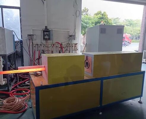 Prezzo buono Apparecchiatura di forgiatura a induzione da 600KW con sistema di raffreddamento ad acqua e velocità di riscaldamento rapida per la lavorazione industriale dei metalli in linea