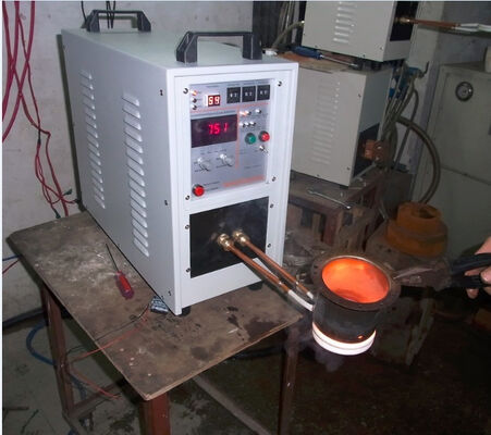 Prezzo buono Macchina per riscaldamento a induzione a basso prezzo per forno di fusione oro da 2 kg (HF-15KW+2KG) in linea