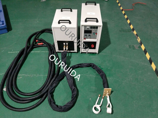 Macchine di riscaldamento a induzione portatili Hf con connessione flessibile da 2 m Hf-40kw