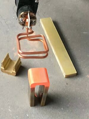 Prezzo buono Apparecchiature di riscaldamento a induzione di portata multifunzionale per metalli intelligenti in linea