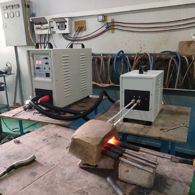 Prezzo buono Sf-25kw China Manufacturer Super Audio Induction Heating Equipment per tutti i metalli in linea