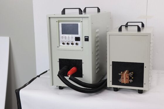 Prezzo buono Apparecchiature di riscaldamento a induzione digitale di alta qualità Sf-60kw in linea