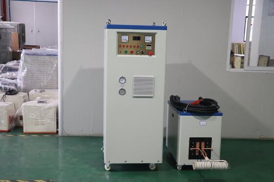 Prezzo buono 3 fasi 380V 440V Macchina di spegnimento a induzione DSP MF 200KW attrezzature industriali per il trattamento termico per il indurimento di parti metalliche in linea